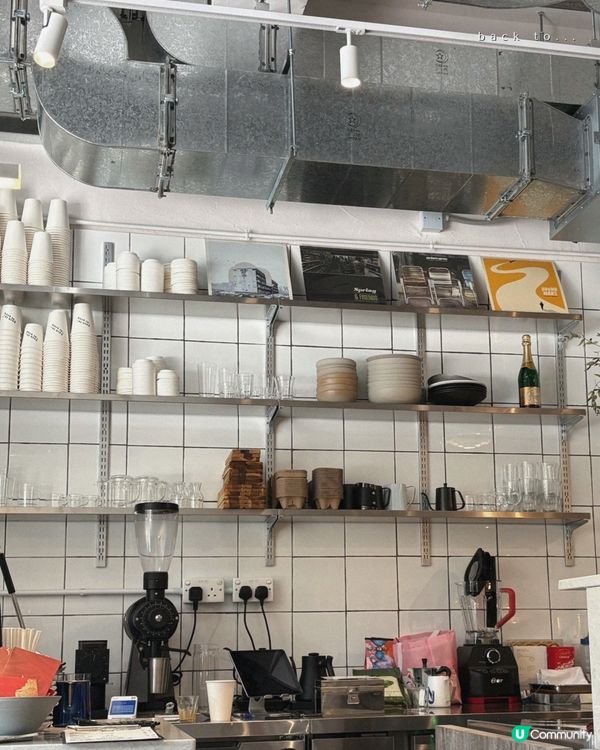 天后新開水泥工業風Cafe