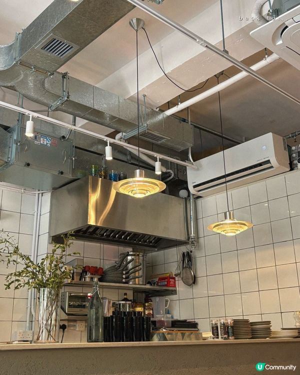 天后新開水泥工業風Cafe