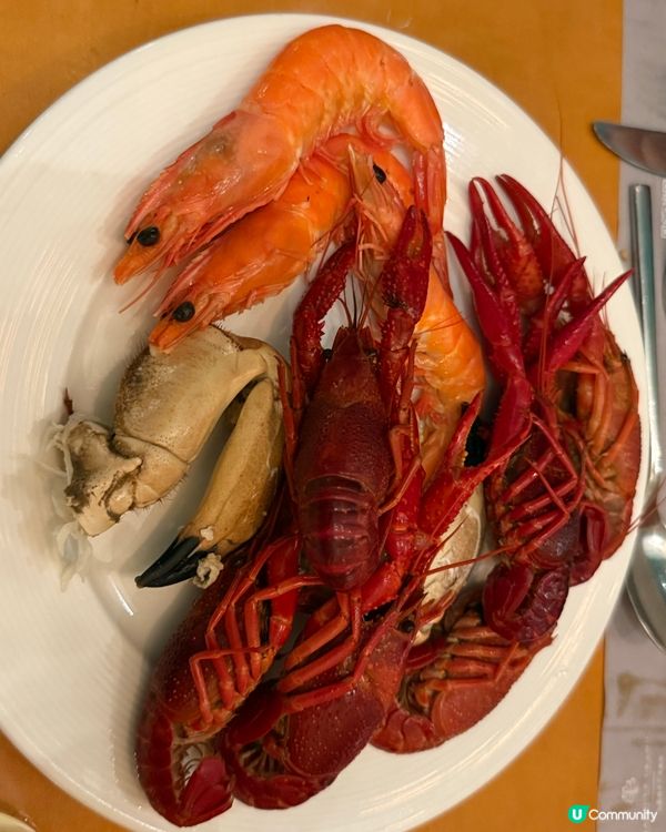 大年初二食開年飯，九龍海逸君綽酒店自助餐