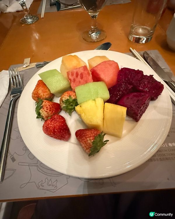 大年初二開年飯，海逸君綽酒店食自助餐嘅甜品