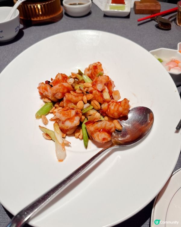 新派中式藝術風嘆北京烤鴨