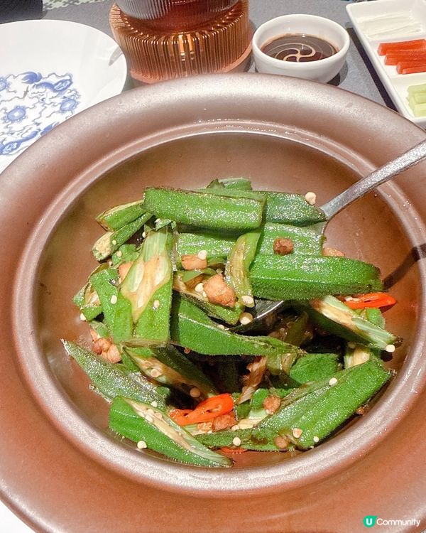 新派中式藝術風嘆北京烤鴨