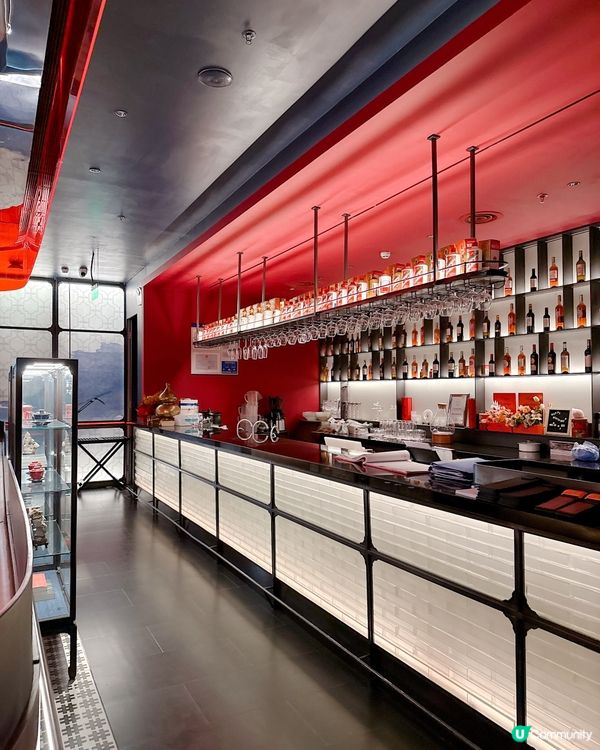 新派中式藝術風嘆北京烤鴨