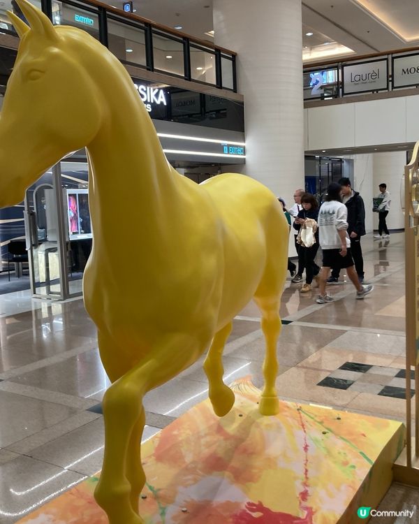 萬馬奔騰在尖沙咀的角落