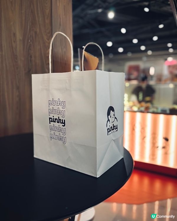 趕上黑芝麻甜品熱潮🍩爆餡流心冬甩 ✨