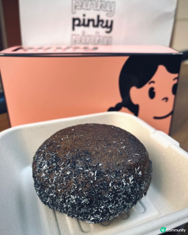 趕上黑芝麻甜品熱潮🍩爆餡流心冬甩 ✨