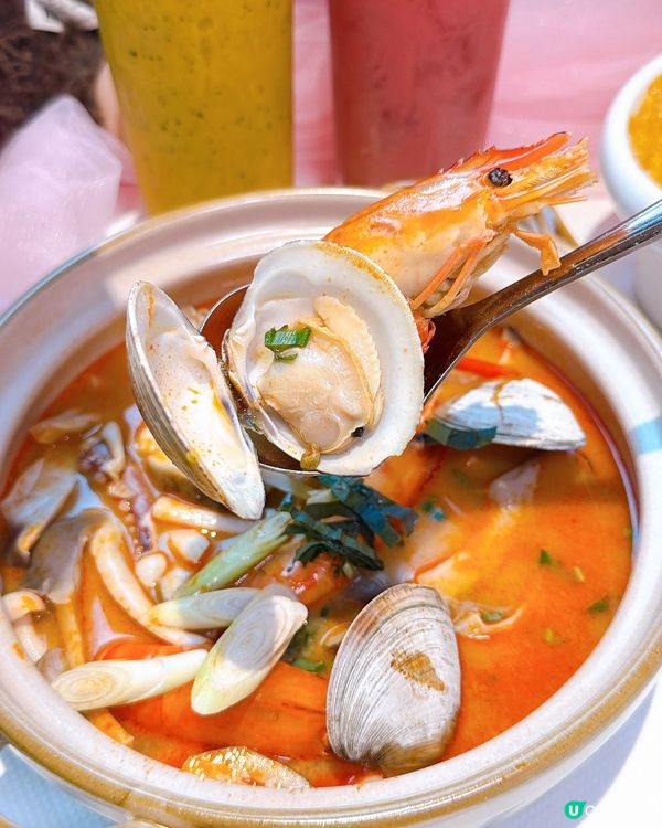 泰尚臻潮聖🌟粉紅花海唔執輸🌺