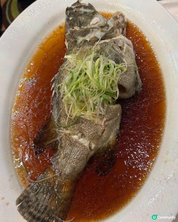 過年一家人食飯