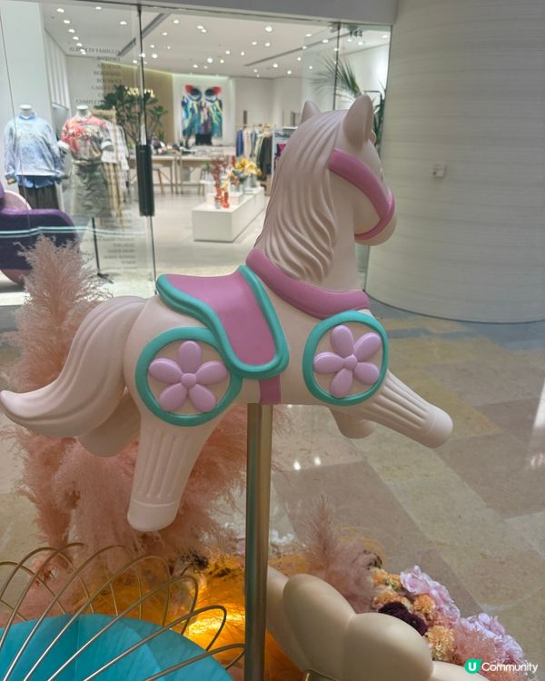 ［新年好去處］太古廣場迴旋木馬新年佈置