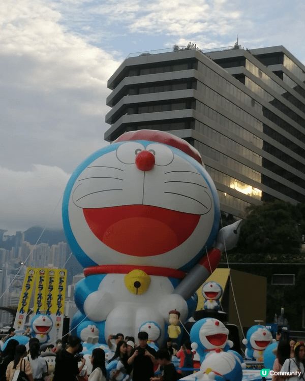 新年帶子女去睇多啦A夢展, 人多又熱鬧, 非常有節日氣氛#馬...