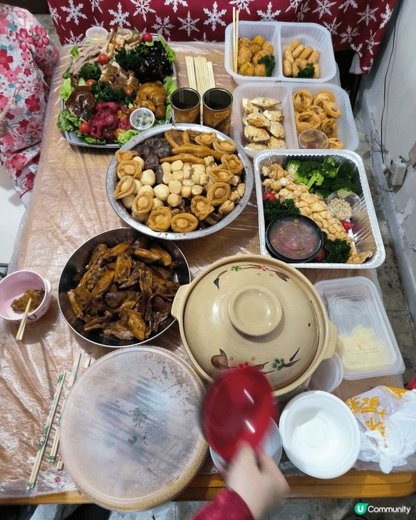 年初二，我和家人團團圓圓在一起吃著豐富的大家樂開年飯，感覺真...