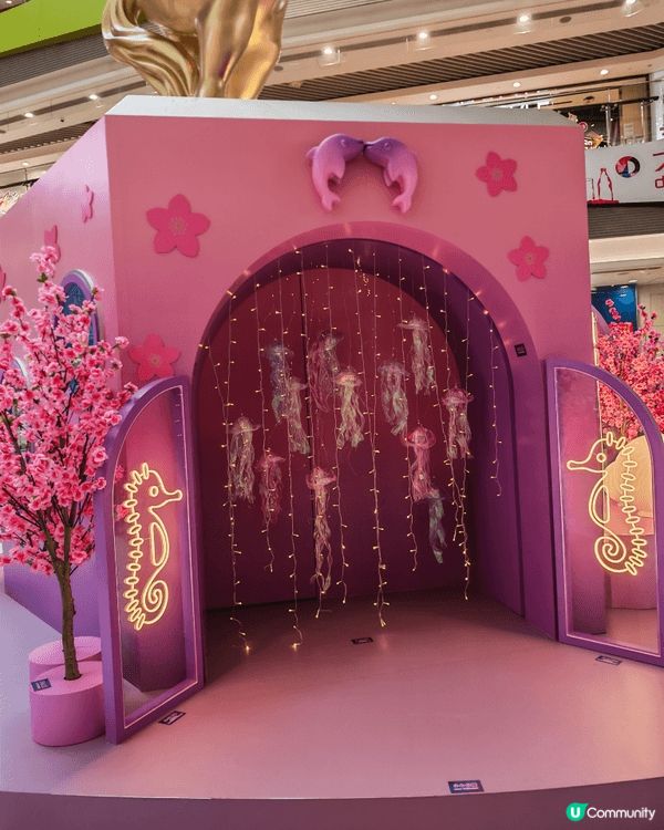 油塘大本型今年的新年打卡位置都幾新穎，加入不同小動物，非常可...