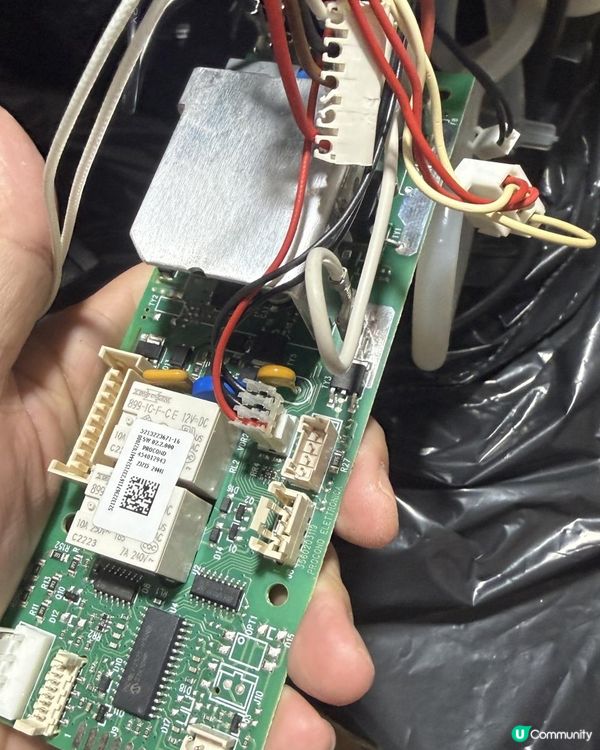 維修аmika直髮夾時著時唔著機， 我駿弘電器維修的專業服務。