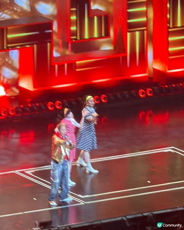 大癲😱冇諗過睇jimmyoyang可以見到王嘉爾😱😱✨