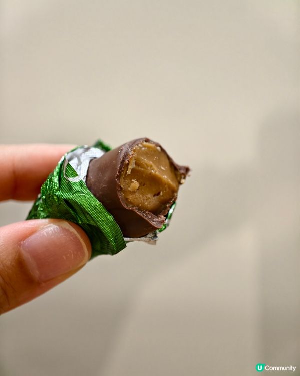 新年糖果盒必備💚開心果樂家杏仁糖，實測普通~