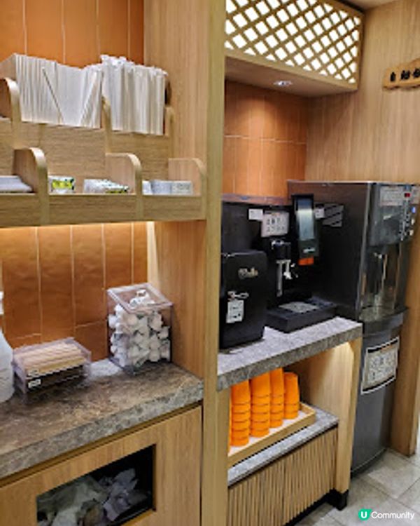 牛站：牛魔王同海鮮控嘅天堂，食到舔舔脷！