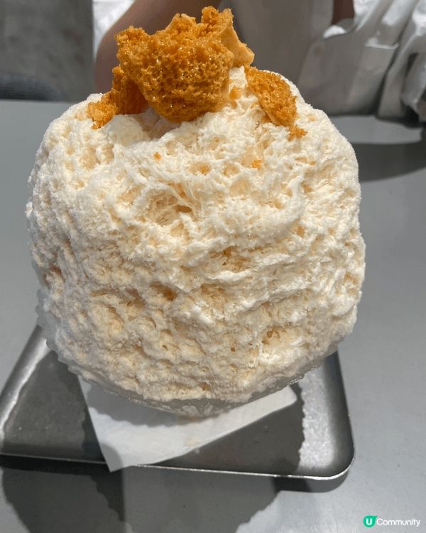 圖一係去甜姨姨食超正既芋泥刨冰，圖二係去赤柱市集食嘅雲呢拿味...