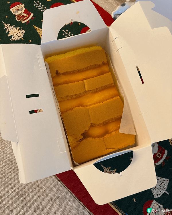 張上載的圖片是一塊古早味焦糖燉蛋蛋糕，表面呈現誘人的焦糖色澤...