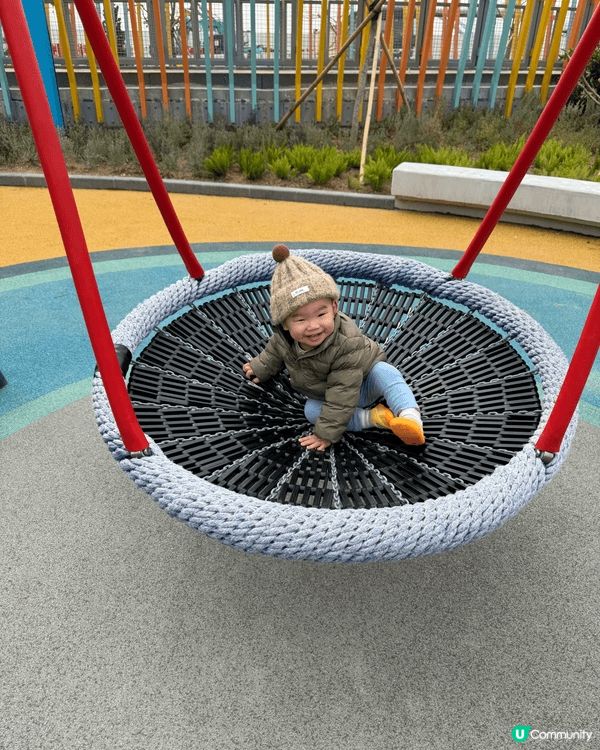 將軍澳南新開既公園無論係1歲定幾多歲既小朋友都好啱玩，又大又...