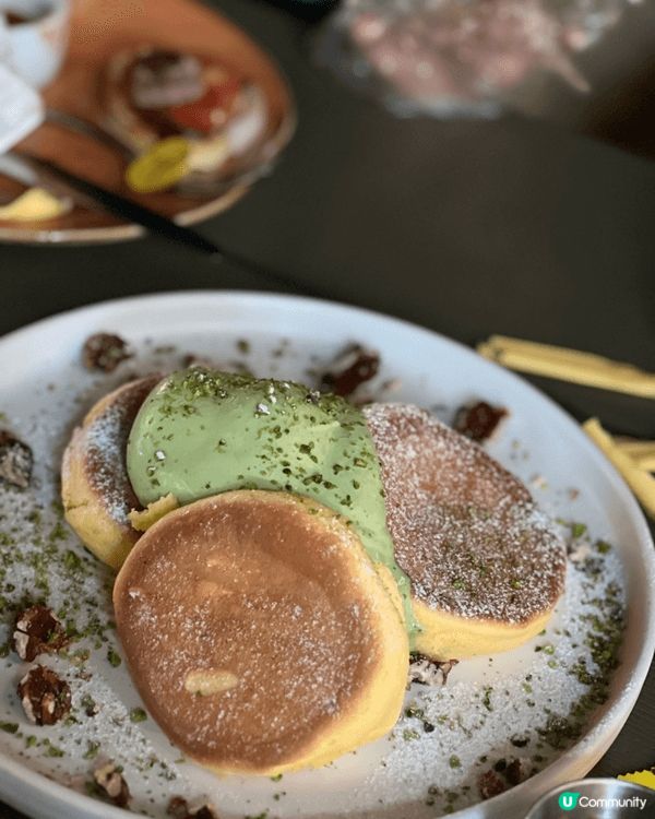 亲手做的星星人蛋白糖，插在蛋糕上，为朋友送去真挚对祝福；孩子...