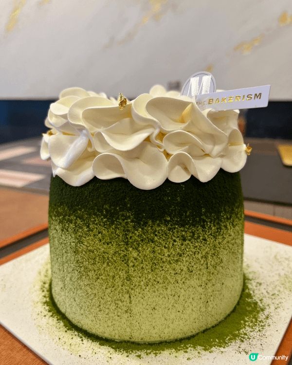 這款「 宇治抹茶麻糬忌廉蛋糕 」最迷人的地方在於其豐富的層次...