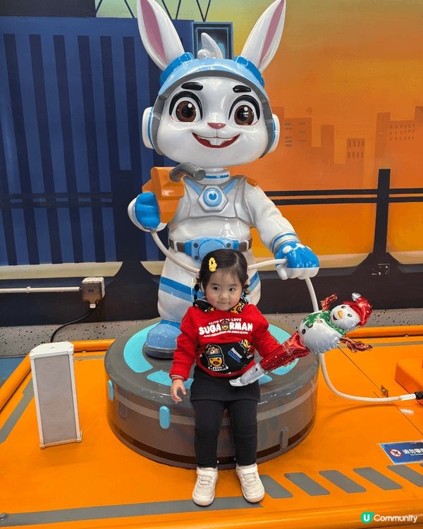 珠海橫琴飛船樂園，好大玩唔晒，但小朋友細就無乜遊戲可以玩，有...
