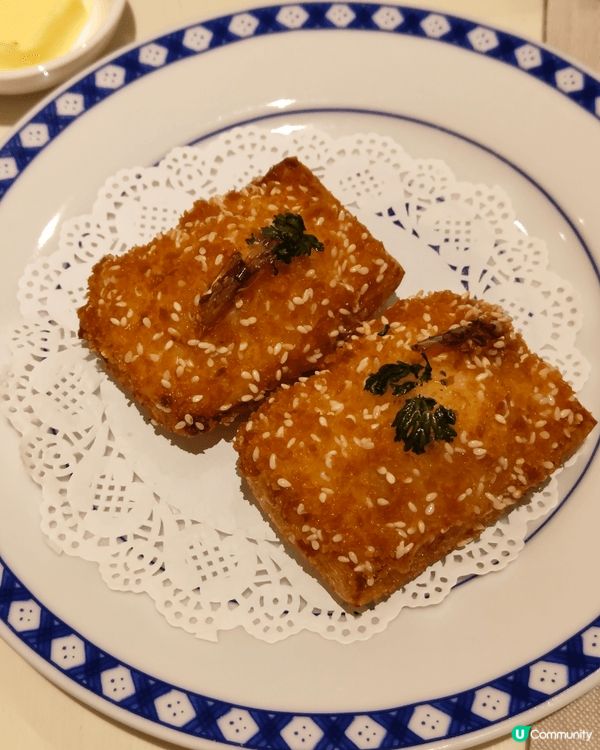 最近我去咗瑰麗冰室 (Holt's Café) 用餐，真係一...