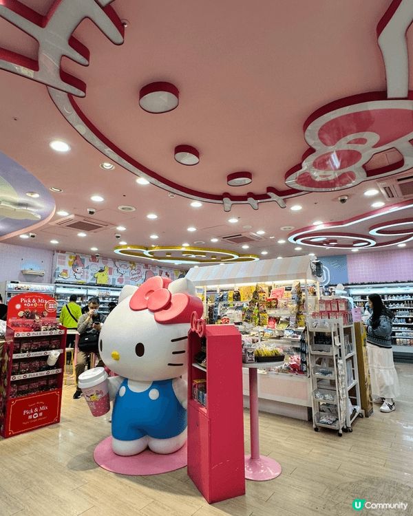 台北西門町嘅Hello Kitty 7-ELEVEN絕絕係打...