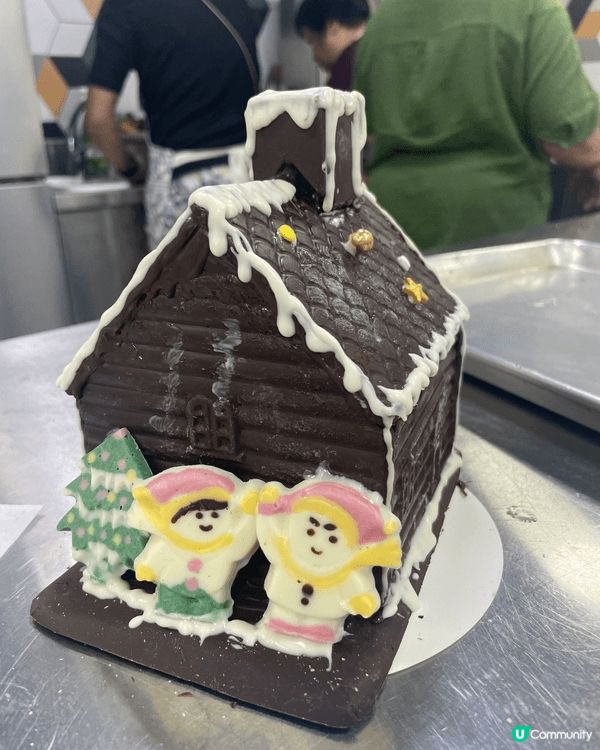 有同4歲女兒做過生日蛋糕 曲奇 冰皮月餅 朱古力屋等等