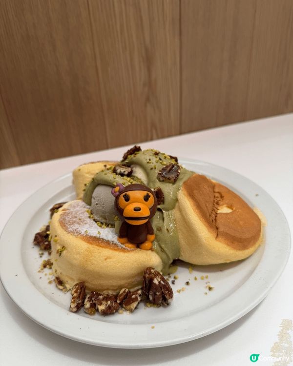 疏乎厘、紅豆綠茶雪糕、buffet的甜品吧，吃吃吃，最近吃得...