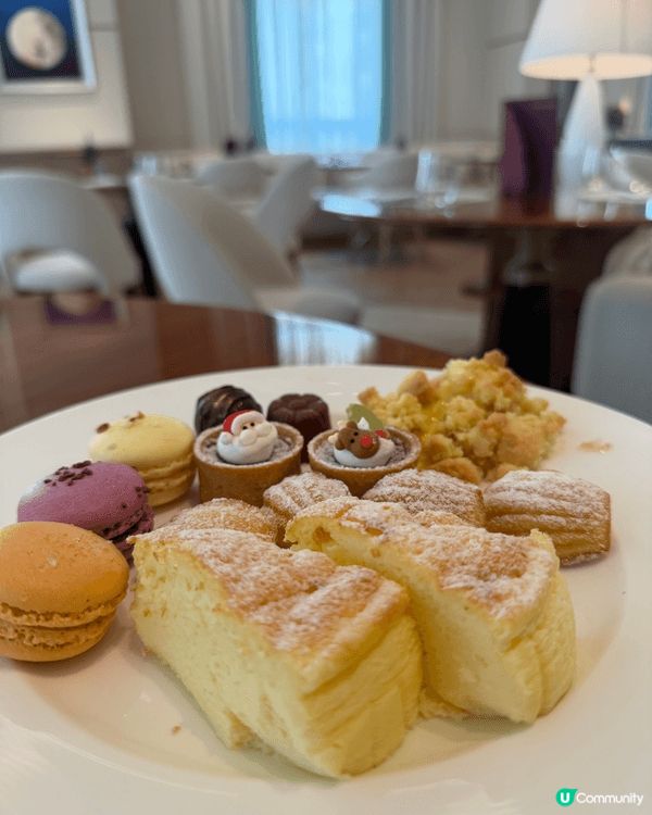 疏乎厘、紅豆綠茶雪糕、buffet的甜品吧，吃吃吃，最近吃得...