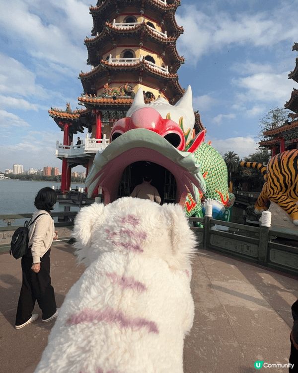 去高雄玩，必去龍虎塔打卡及去除下衰氣，但記住要由龍口入虎口出...