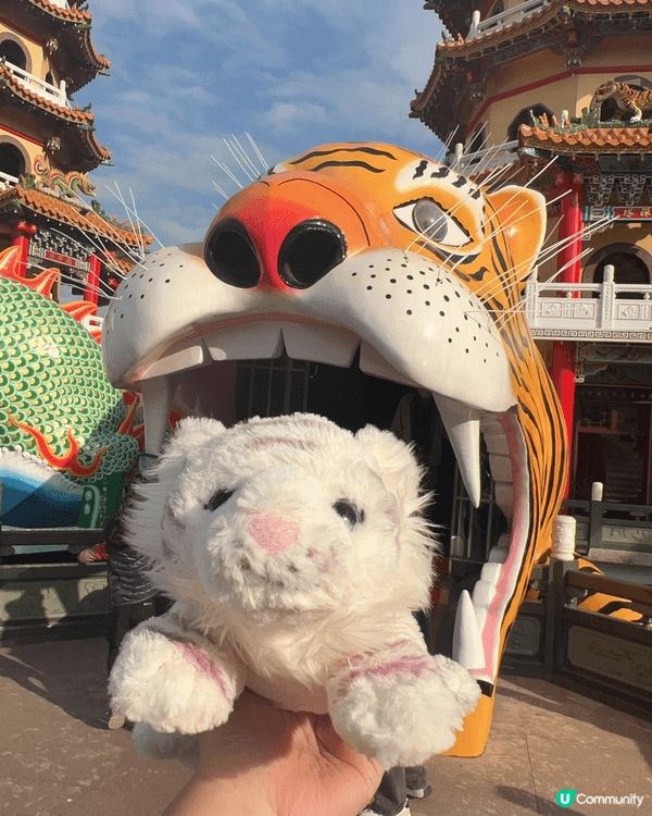 去高雄玩，必去龍虎塔打卡及去除下衰氣，但記住要由龍口入虎口出...