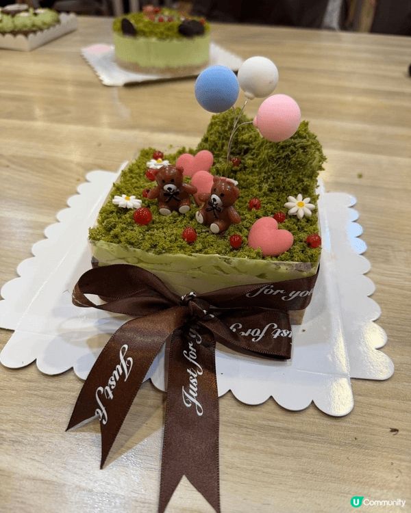 首先係前2日突然想清雪櫃整既椰汁戚風蛋糕。