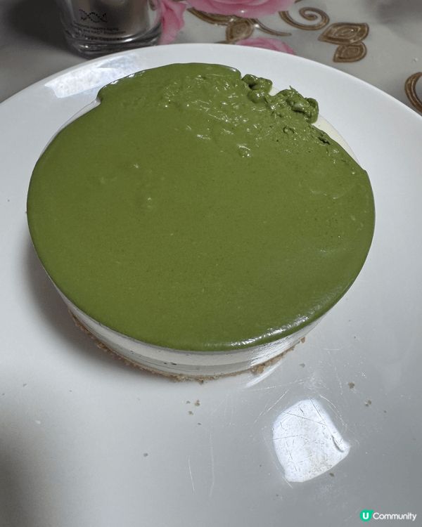 首先係前2日突然想清雪櫃整既椰汁戚風蛋糕。