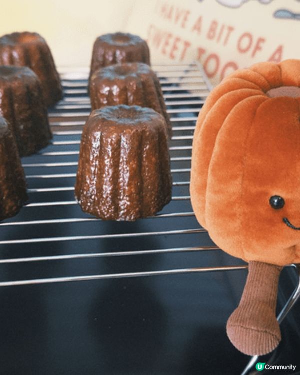 Some cannelés, puffs and focac...