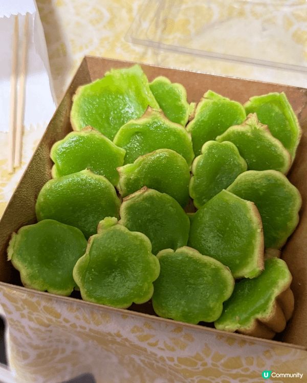 第一張係慶祝馬年嘅芝士蛋糕！