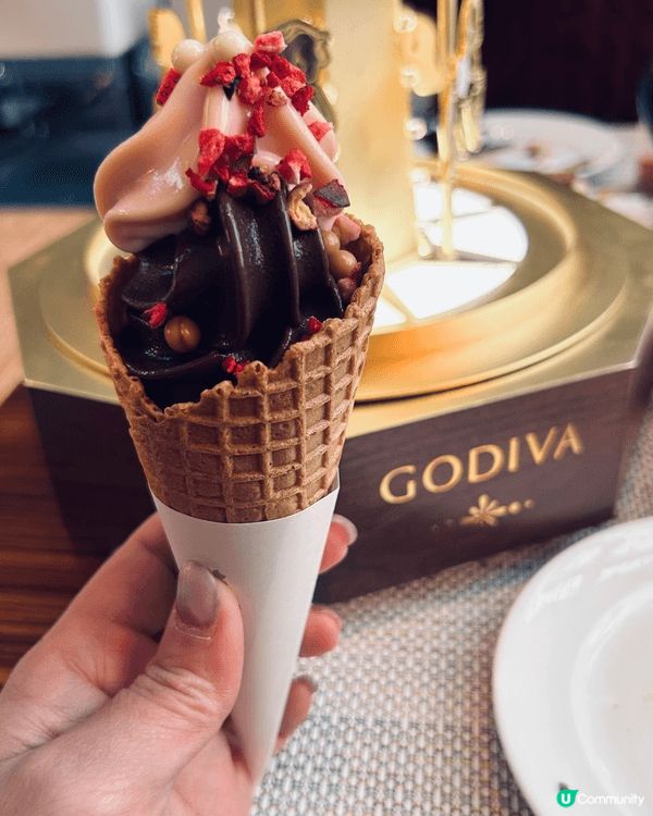 Hotel Icon Green 嘅Godiva下午茶