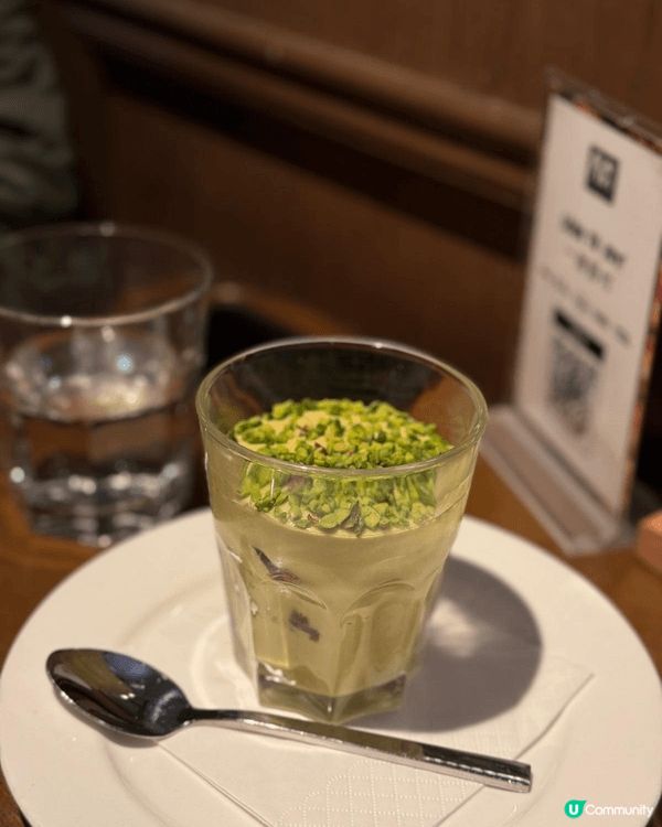 1. 在台北 Omakase 饗宴尾聲吃到了草莓大福配抹茶，...