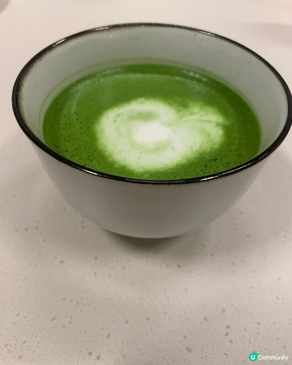 過去的週末，我和朋友去了一間位於西營盤的以抹茶為主角的咖啡廳...