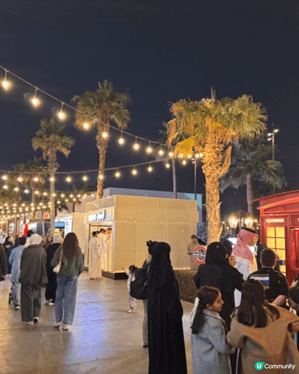 最近到科威特，去了科威特塔，他們的夜市及室內商場