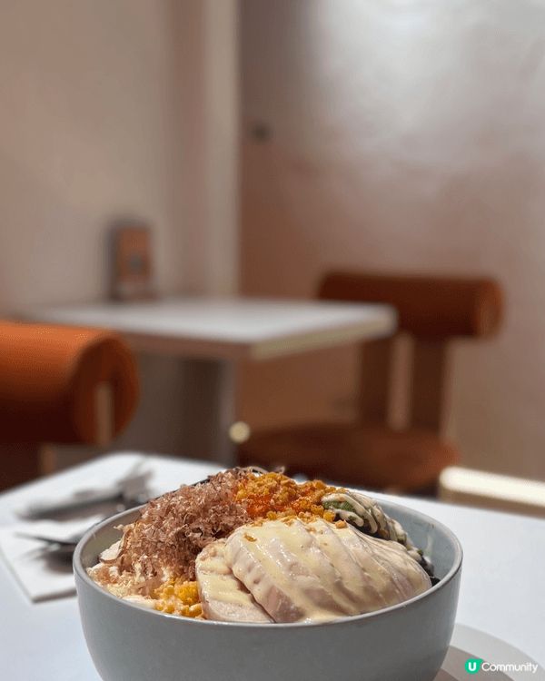 係銅鑼灣試咗間叫Poking嘅夏威夷魚生飯，真心驚喜！我同朋...