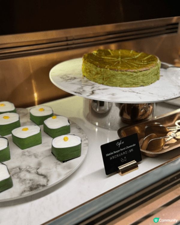 Café 103 位於香港麗思卡爾頓酒店 103 樓，晚餐自...