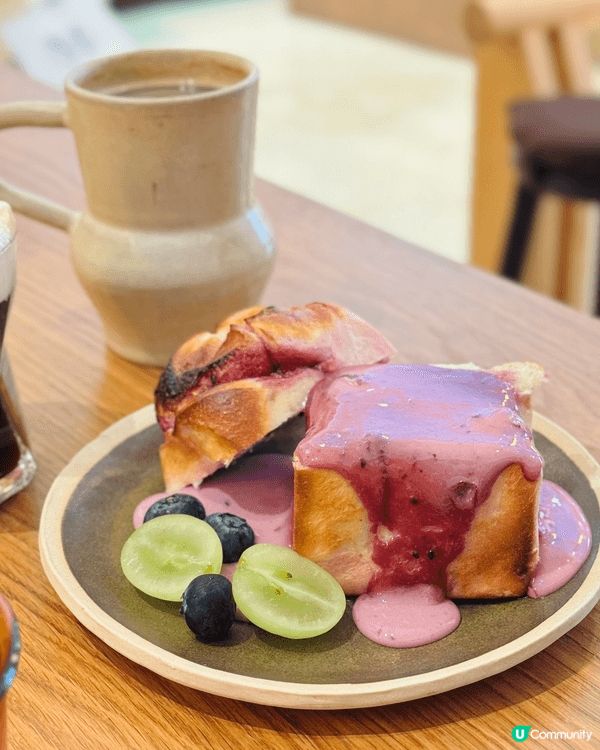 位於台北大稻埕景點附近的PILLO CAFE🍞