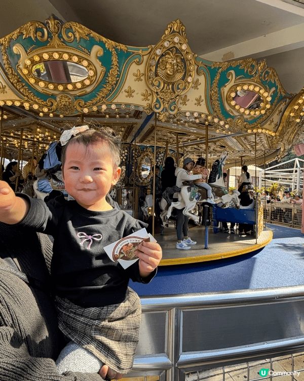 放假的時候，daddy mami帶左我去海洋公園🎡 第一站就...