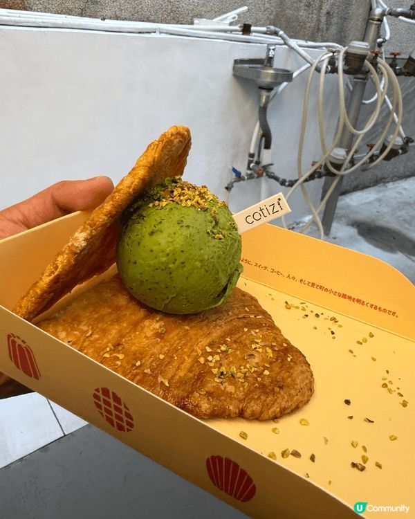 牛奶雪糕雙皮奶，平又抵食，好好味，打卡一流， 食完杯更可以帶...