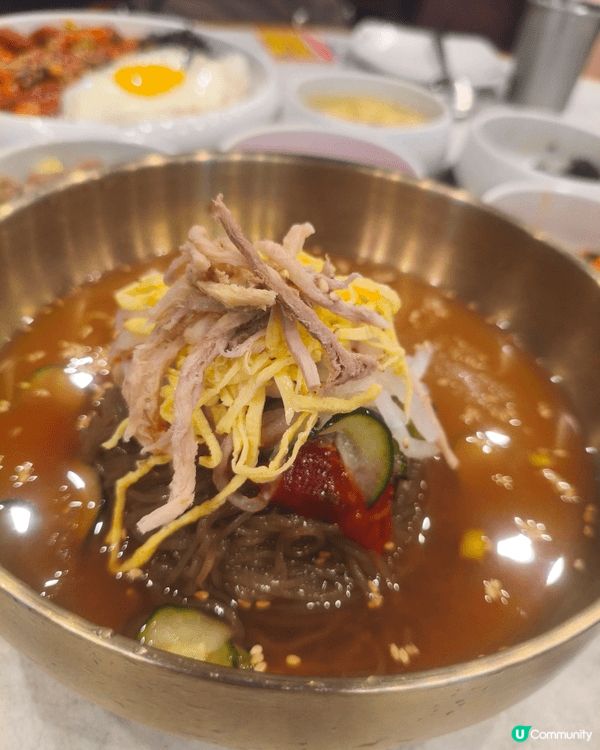 韓國人🇰🇷主理嘅連鎖韓國菜，保留韓國小食任添嘅傳統！泡菜係帶...