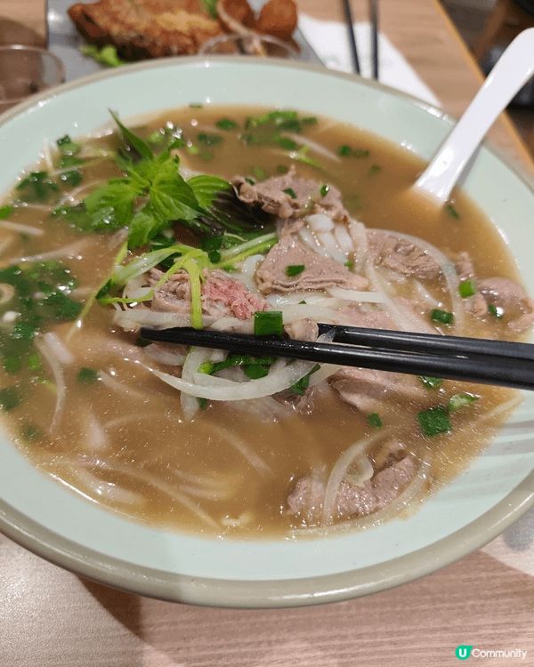 年近新春与老婆辦妥年貨，就去尖沙咀醫肚，食下越南菜@