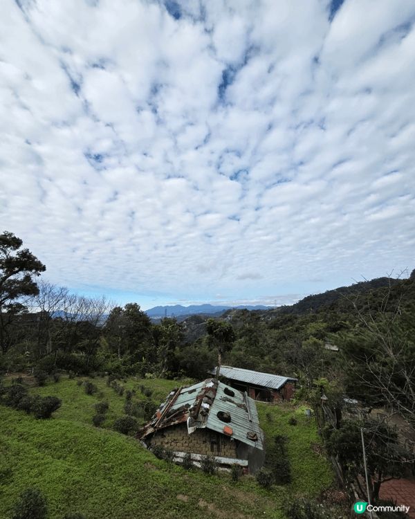 第一次同小朋友去旅行，小朋友一直都好驚搭飛機，怕好大聲，最後...