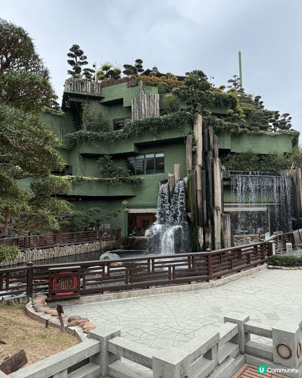 繁囂鬧市中的綠洲，以往想同屋企人食齋都會去大嶼山寶蓮寺，昨天...